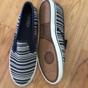 Ralph Lauren Shoes - New Navystripesize 8 b Ralph Lauren Slip on shoe Ralph Lauren Shoes - New Navystripesize 8 b Ralph Lauren Slip on shoe